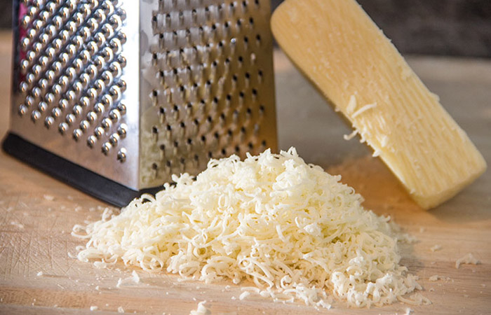Τρίψτε το τυρί χωρίς κόπο!
